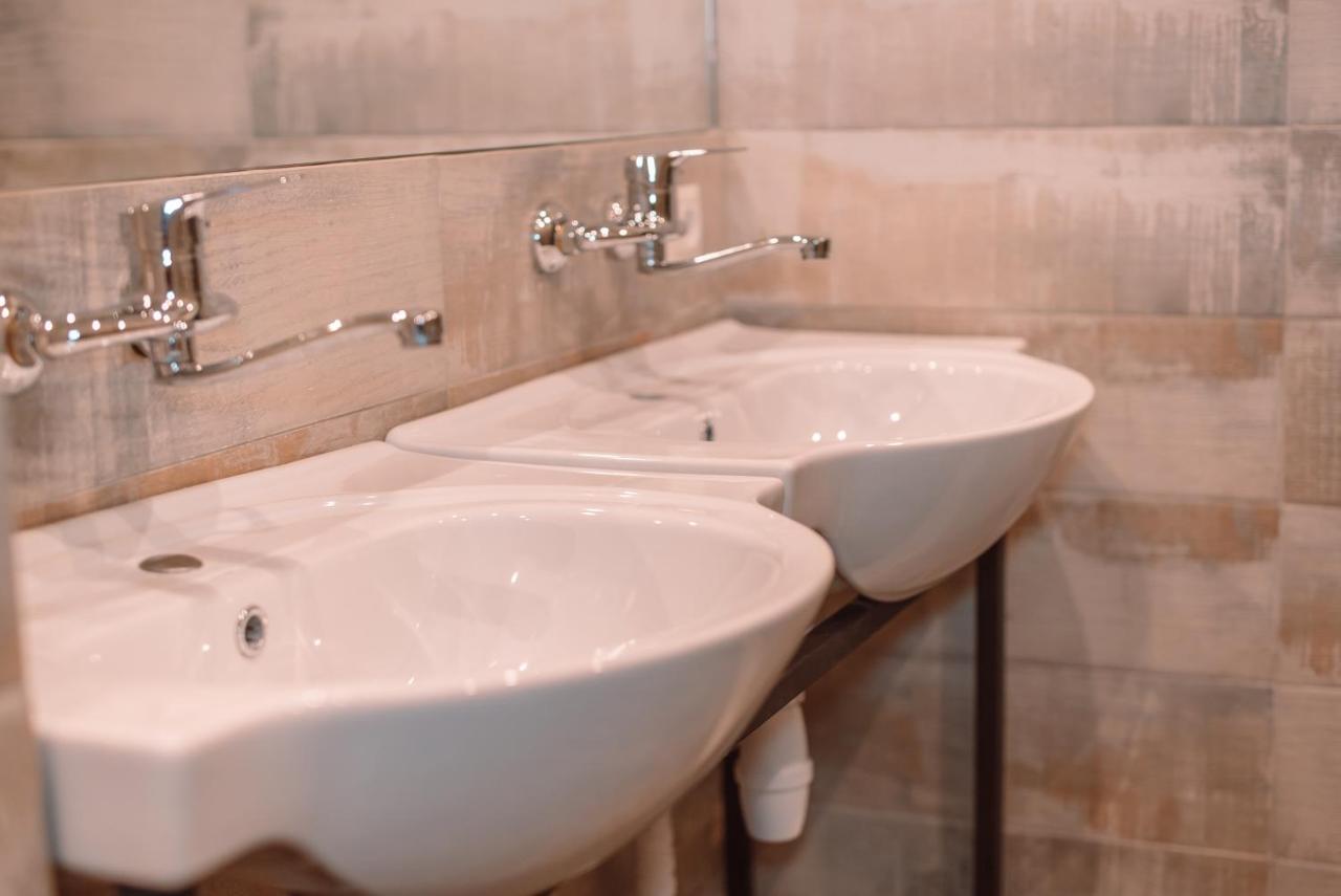 Tomiris Lady'S Capsul Hostel Only For Women Αλμάτι Εξωτερικό φωτογραφία
